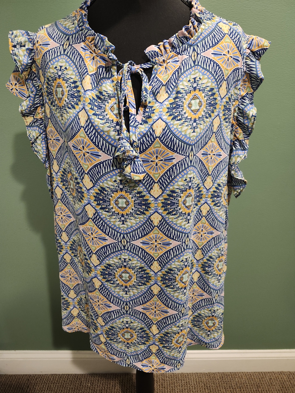 Chelsea & Theodore Blue and Yellow Patterned Ruffle Tie-Front Camisole